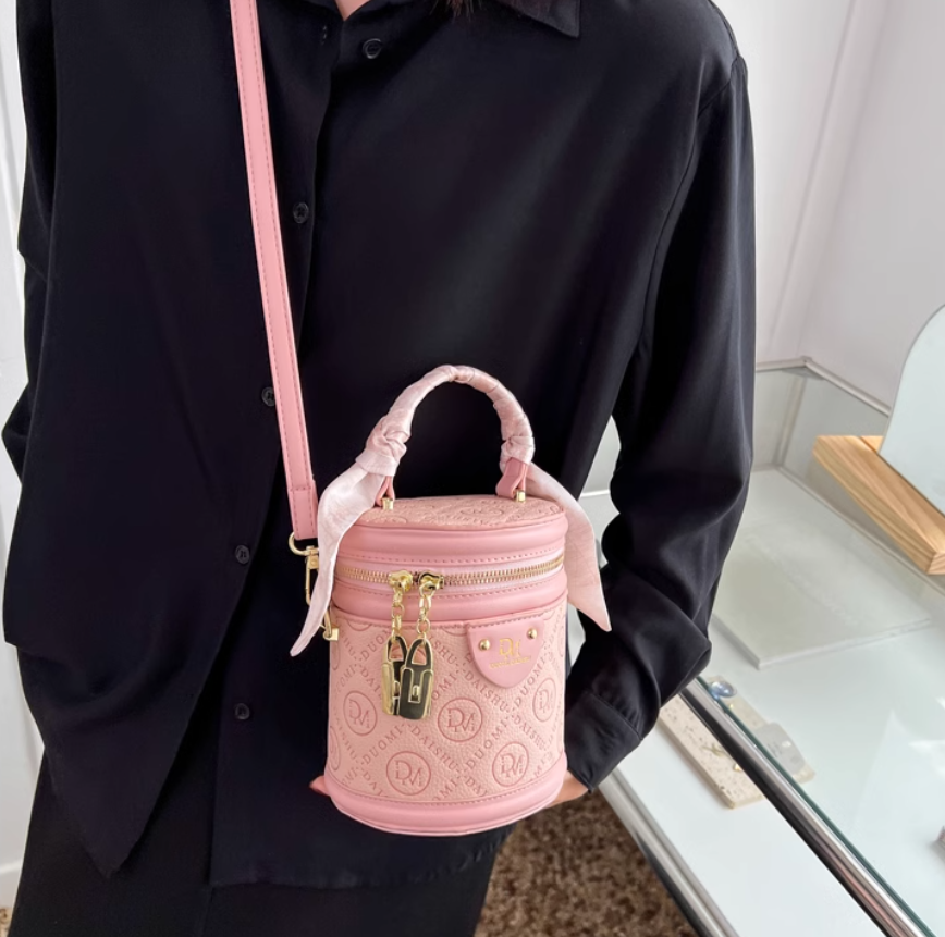 High-end niche fashion cylindrical hand-held shoulder bucket bag messenger bag ED0174