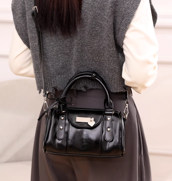 New casual versatile shoulder messenger bag ED0952