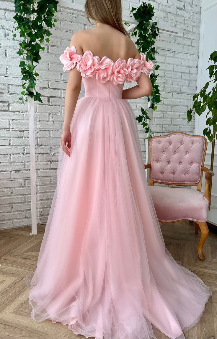 Robe de soirée longue en tulle à fleurs, coupe trapèze, épaules dénudées, avec fente, ED01457
