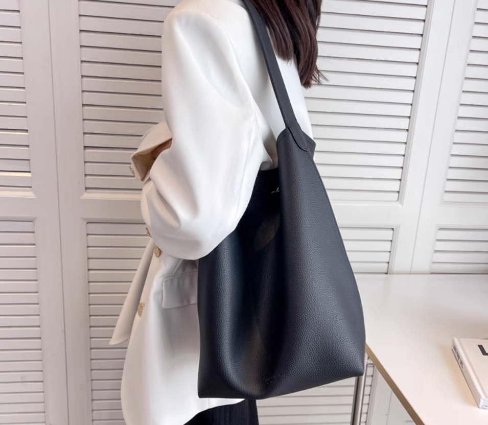 Lazy large capacity bag women's new style fashionable simple shoulder bag commuting to work soft leather bucket bag ED0090