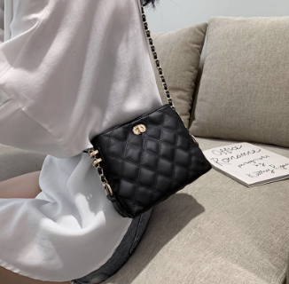 High-grade fashion messenger bag, versatile ins style diamond chain bag ED0096
