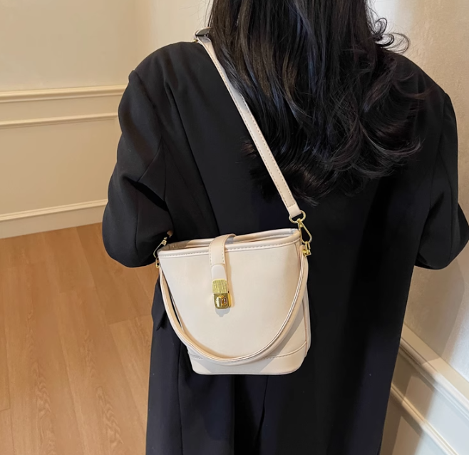 Fashion commuter bucket bag messenger bag ED01004