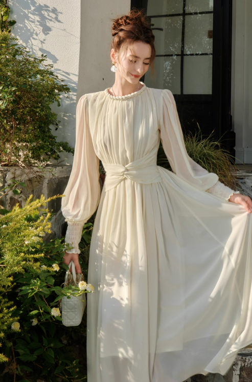Langärmliges Chiffonkleid mit französischem Twist ED01014