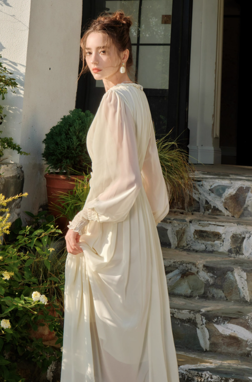 Langärmliges Chiffonkleid mit französischem Twist ED01014