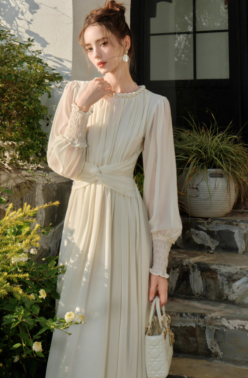 Langärmliges Chiffonkleid mit französischem Twist ED01014