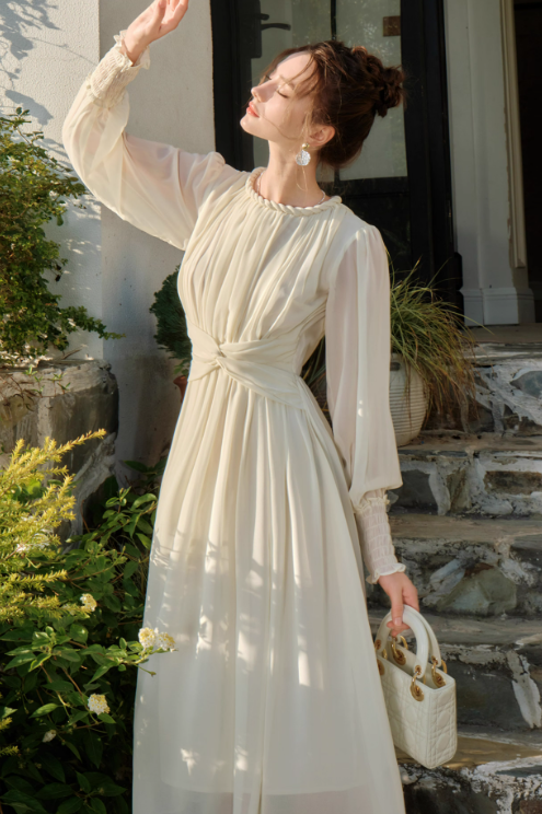 Langärmliges Chiffonkleid mit französischem Twist ED01014