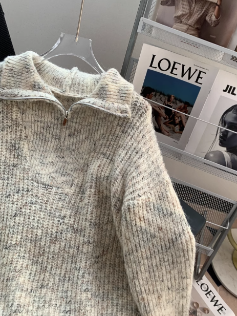 Rollkragenpullover mit halbem Reißverschluss ED01021