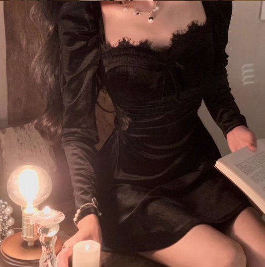 Geburtstagskleid im Hepburn-Stil, tägliche Party, französisches Temperament, schwarzes Samtkleid für Frauen ED0113