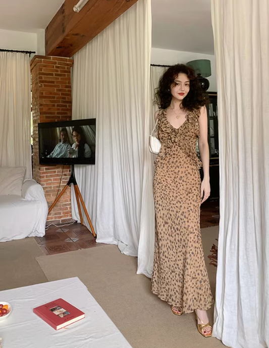 Französischer Retro-Leopardenmuster-V-Ausschnitt-Sling-Rüschen-Sommer-Slim-Fit-Chiffon-langer Rock für Frauen ED0114