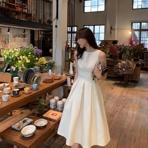 New style dress light mature style umbrella skirt French style high waist white dress for women ED0121