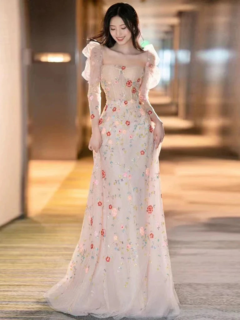 Robe de bal longue en tulle et dentelle rose champagne, coupe trapèze, manches longues, ED01281