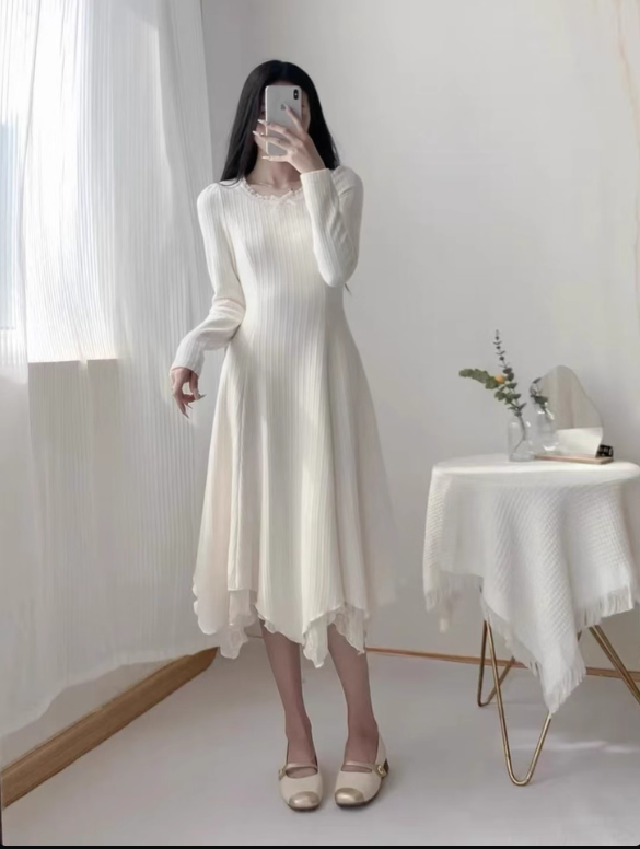 French Gardenia White Tea can be worn with a white long-sleeved knitted dress ED0140