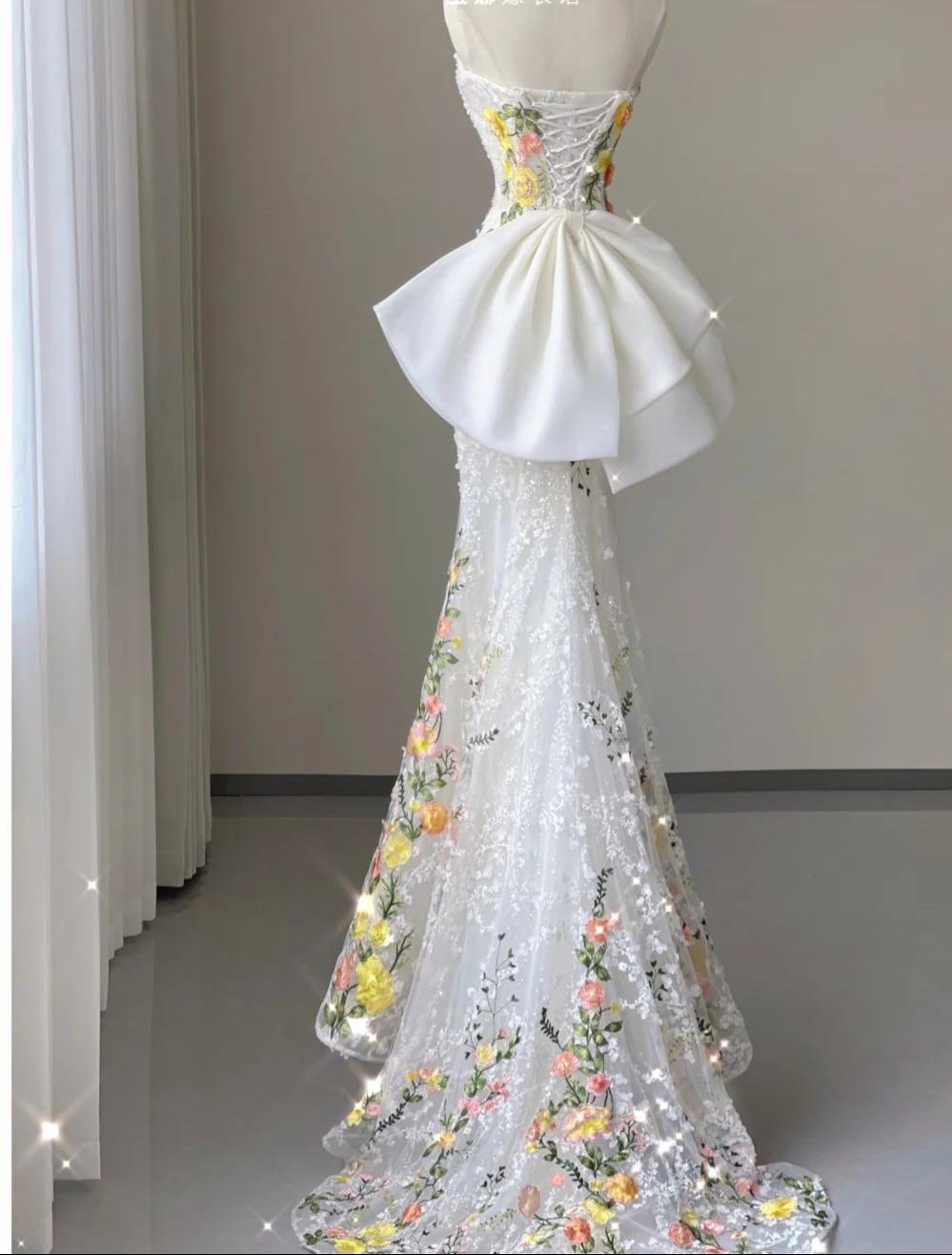 Weißes Brautkleid, elegantes Meerjungfrau-Kleid, trägerlos, Tüll, Spitze, langes Ballkleid, Abendkleid mit Applikationen, ED01443