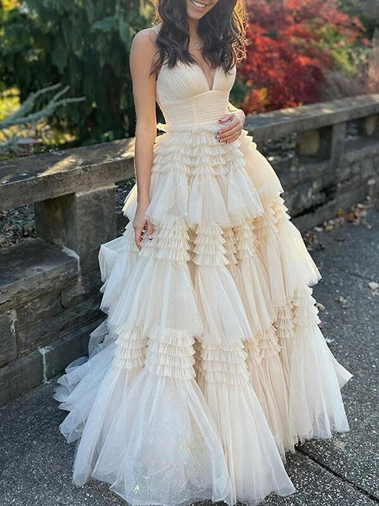 Robe de bal longue en tulle à volants et bretelles spaghetti, coupe trapèze, couleur champagne, avec fente ED01458