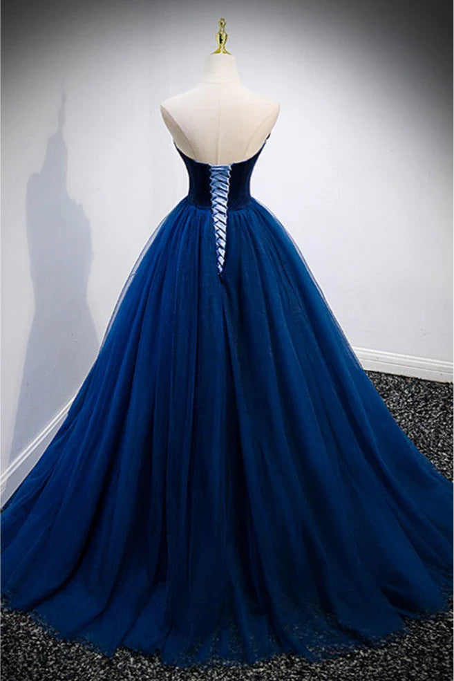Robe de bal longue élégante en velours et tulle bleu, coupe trapèze, sans bretelles, ED01460