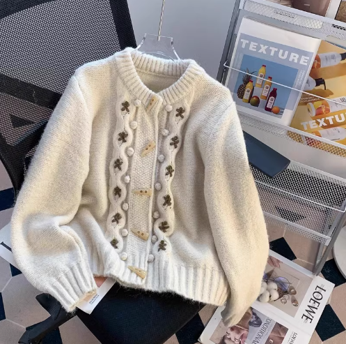 Retro Horn Button Embroidery Cardigan ED0147