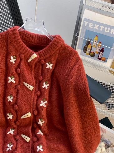 Retro Horn Button Embroidery Cardigan ED0147