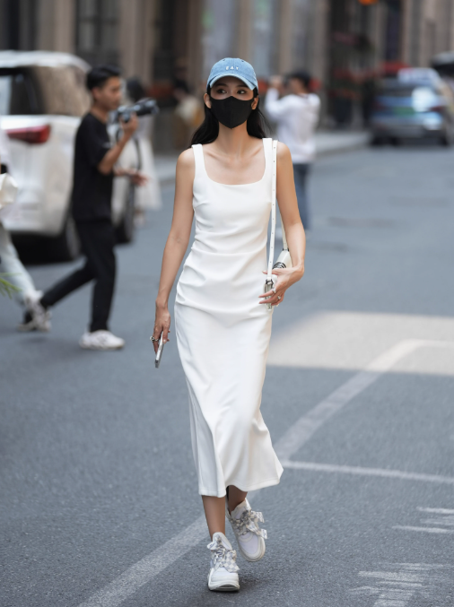 White/Black Sleeveless Square Neck Suspender Dress ED01483