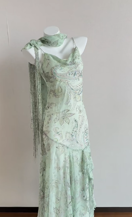 Elegant Green Mermaid Formal Dresses Beaded Chiffon Open Back Long Prom Dresses Spaghetti Straps Guest Dresses ED01564