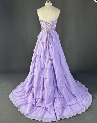 Jolie robe de bal longue jaune à volants et décolleté en cœur avec fente ED01576