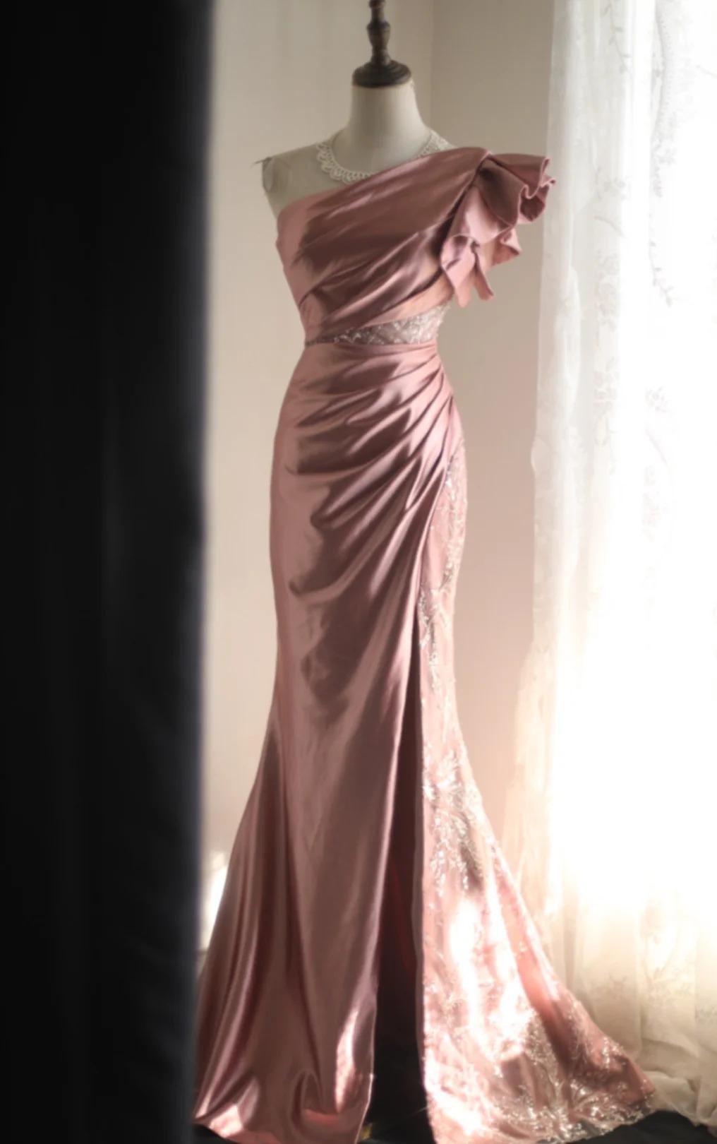 Rosa Meerjungfrau One-Shoulder Satin Perlen Pailletten Langes Ballkleid Brautjungfernkleid ED01588