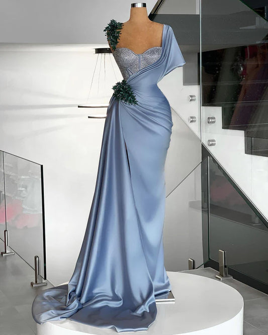 Robe de soirée longue en satin bleu sirène décolleté en cœur avec perles et une épaule ED01623