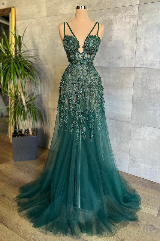 Robe de bal longue vert foncé en tulle, coupe trapèze, bretelles spaghetti, perles et appliques ED01665