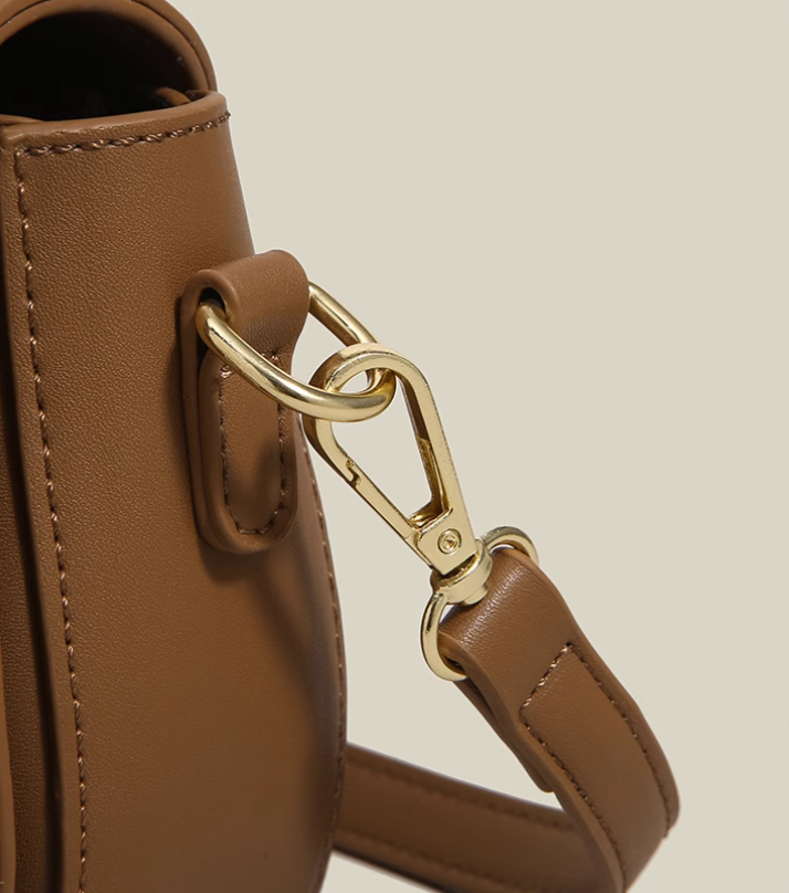 New autumn and winter niche design saddle bag retro versatile hand-held shoulder messenger bag ED0171