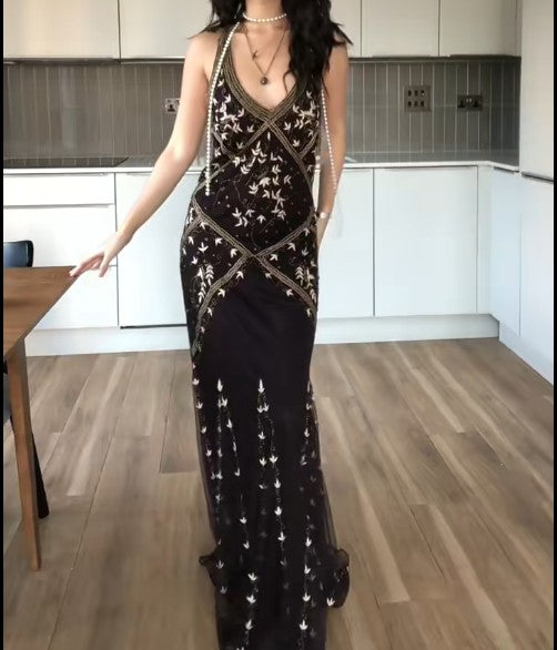 Robe de bal sirène vintage noire en mousseline de soie, col licou, perles, dos nu, sans manches, ED01897