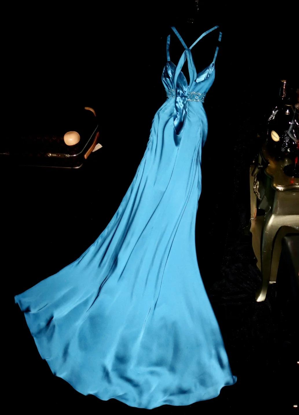 Elegant Blue Sweetheart Neck Bodycon Dress Satin Backless Prom Dress Formal Evening Dress ED01903