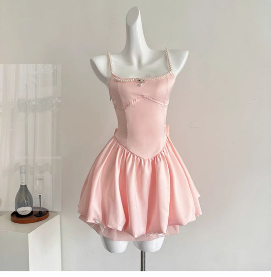 Robe de soirée courte en satin rose style conte de fées, coupe trapèze, idéale pour un anniversaire ou un retour à la maison, ED01937