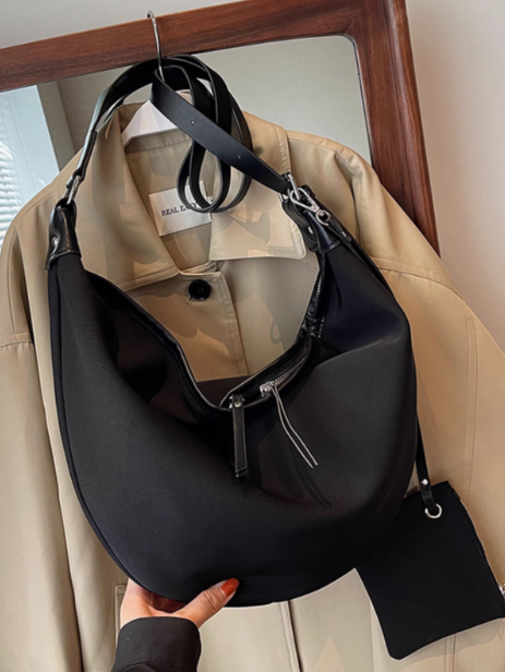 Nylon fabric single shoulder saddle bag casual versatile messenger bag ED0196