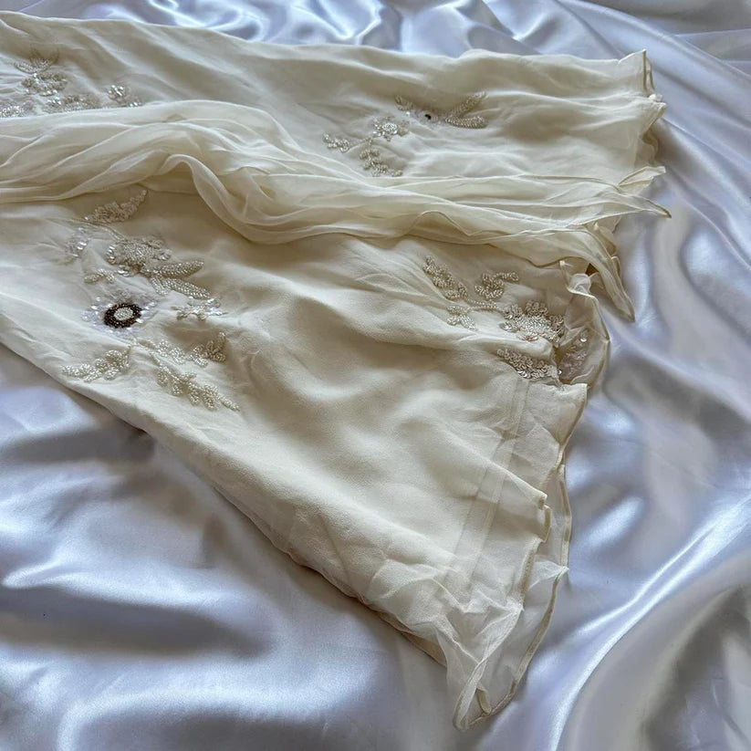 Vintage Weiße Spaghettiträger Chiffon Etuikleid Sanfte Ballkleider mit Perlenbesatz ED01985