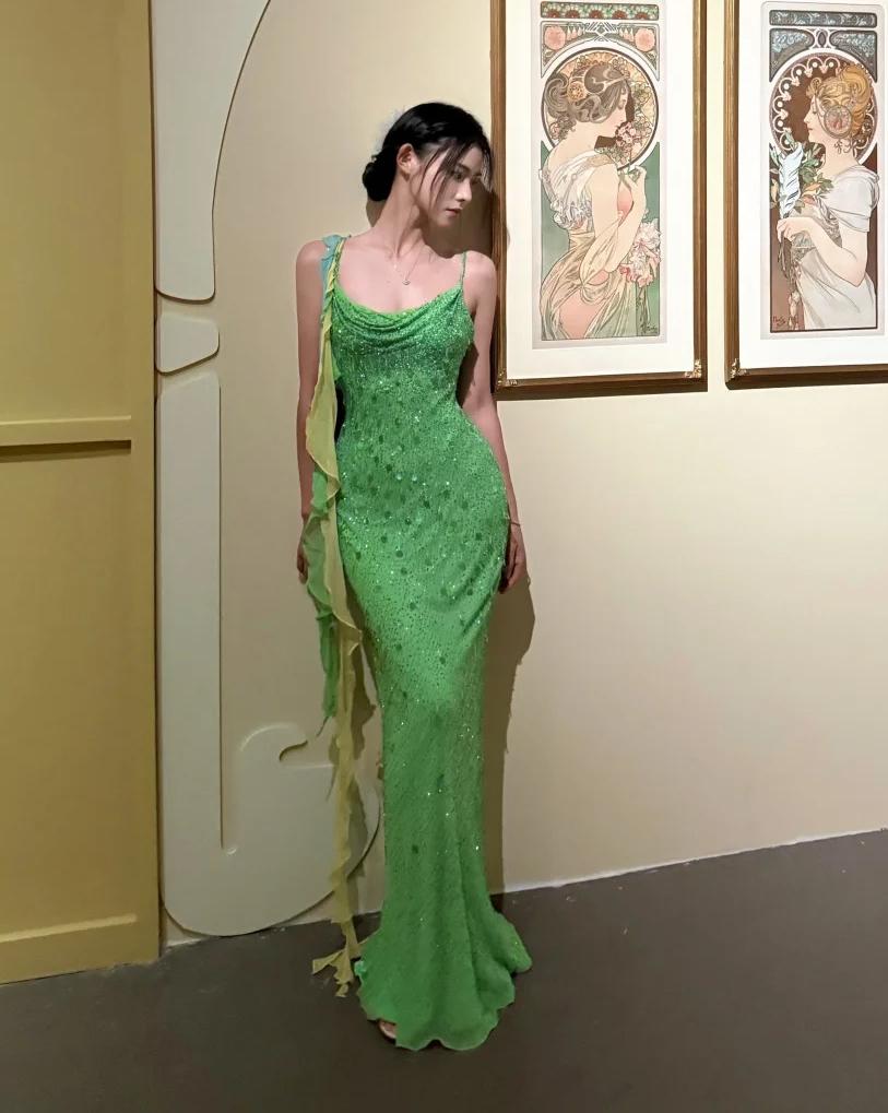 Fairytale Green Spaghetti Strap Mermaid Prom Dresses Sparkling Beaded Sequins Long Evening Dresses with Open Back ED01993