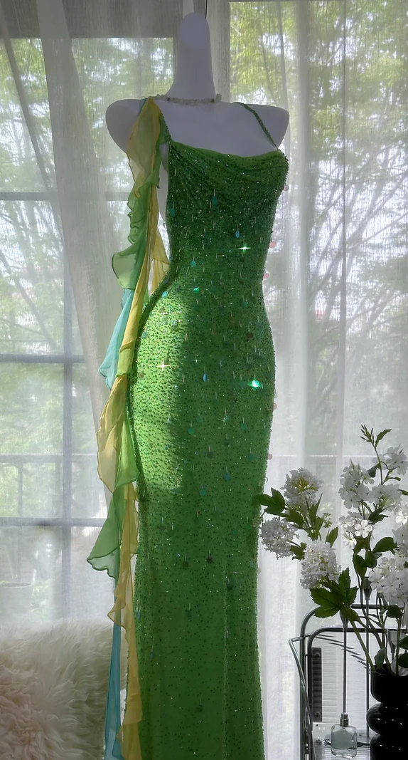 Fairytale Green Spaghetti Strap Mermaid Prom Dresses Sparkling Beaded Sequins Long Evening Dresses with Open Back ED01993