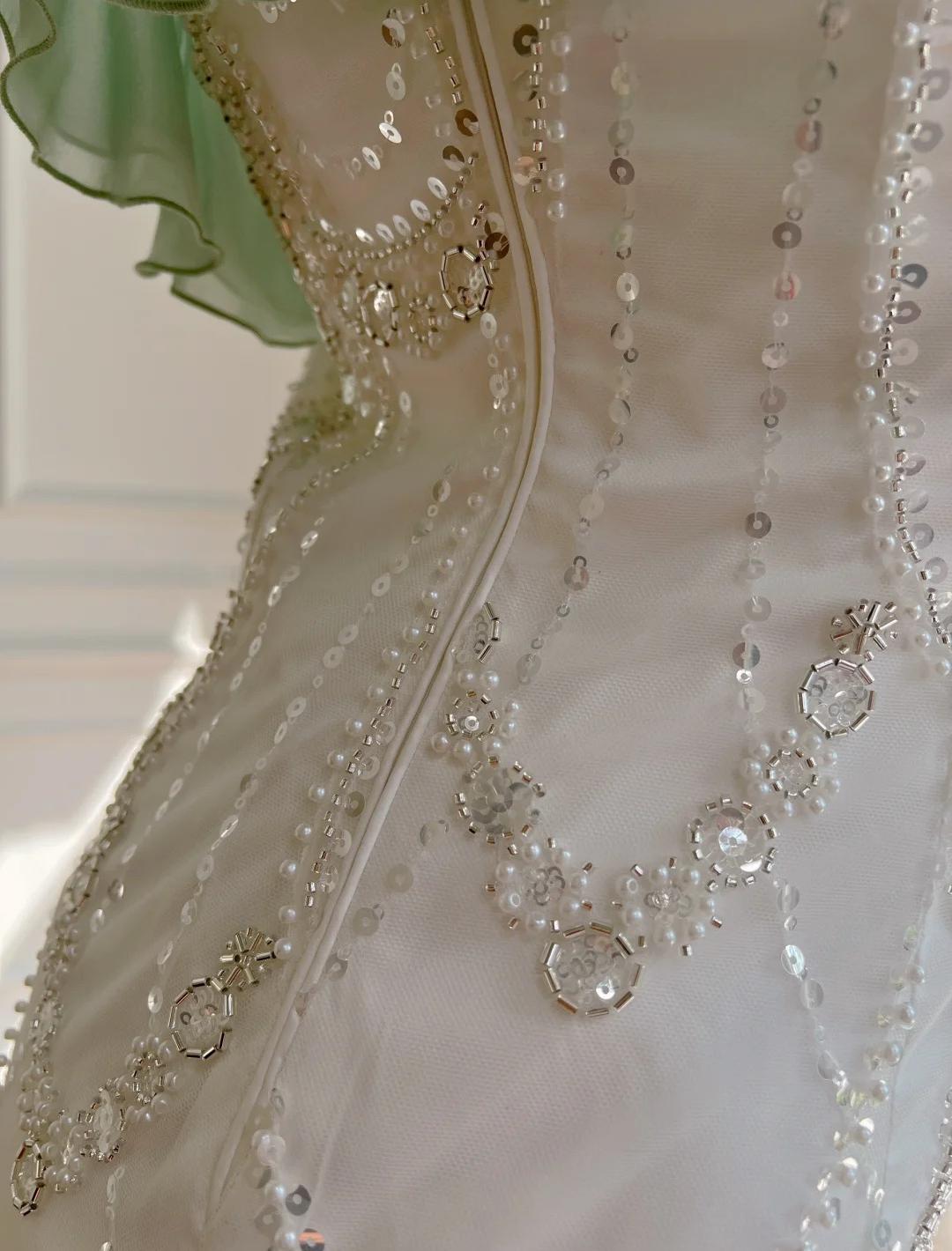 Fairytale Mint Green Spaghetti Straps Chiffon Ruffled Prom Dresses Shiny Beaded Sequined Backless Evening Dresses