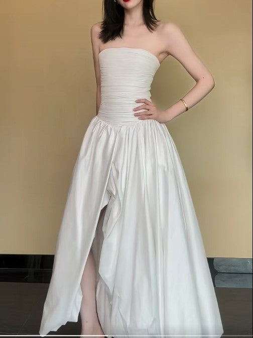 Fashion White Strapless Satin Pleated A-Line Bridesmaid Dresses Elegant Backless Evening Dresses with Sli