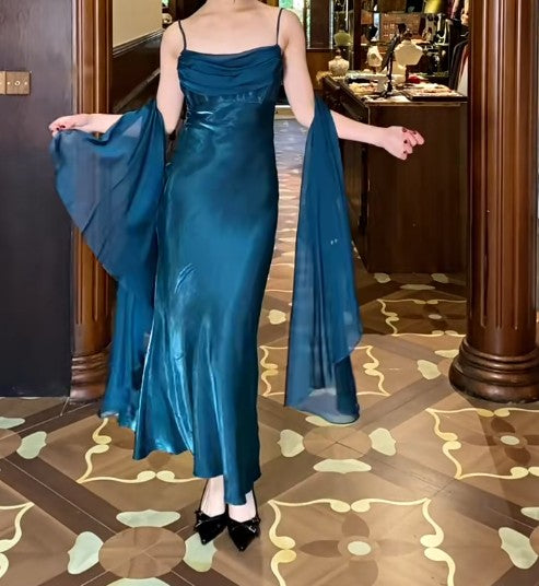Elegant Gothic Spaghetti Straps Party Dresses Vintage Teal Glitter Satin Evening Dresses ED02014