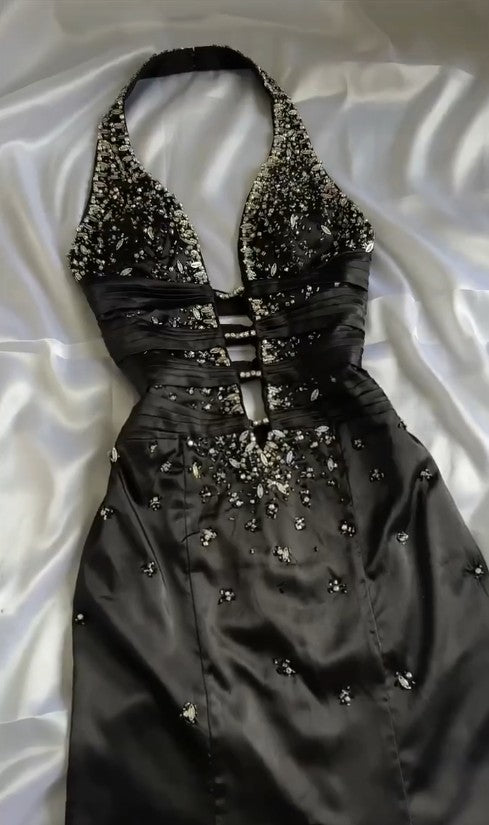 Elegant Black Deep V Neck Satin Mermaid Party Dresses Vintage Backless Beaded Evening Dress
