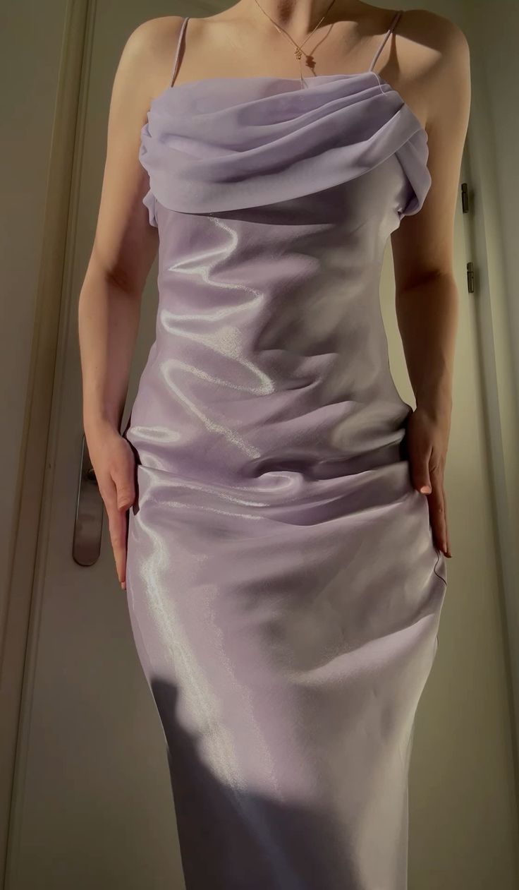 Zartes Lila Spaghettiträger Etuikleid Ballkleid Vintage Satin Abendkleid ED02061