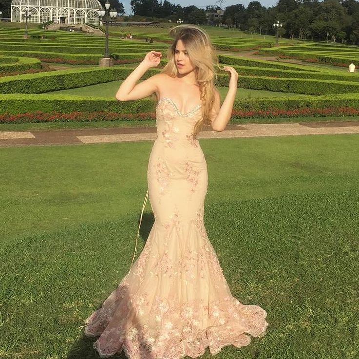 Wunderschöne Sweetheart Neck Mermaid Spitze Applikationen Formale Abendkleider Lange Ballkleider ED02068
