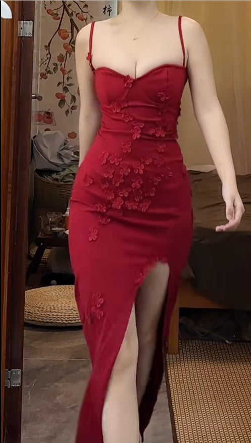 Elegantes rotes Spaghettiträger-Satin-Ballkleid mit Schlitz, figurbetont, lang, Abendkleid, ED02077