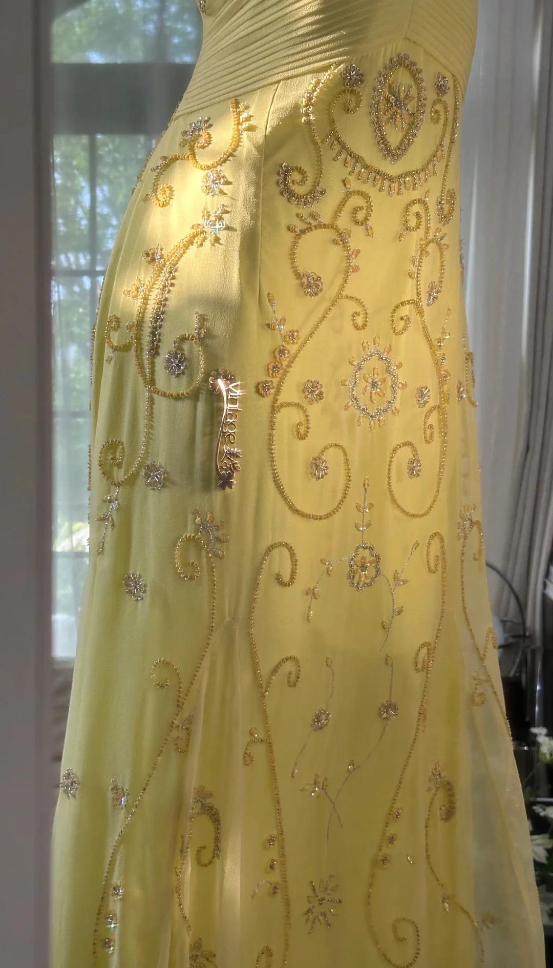 Gorgeous Yellow Spaghetti Strap A-line Tulle Beaded Long Prom Dresses Backless Evening Dress ED02094