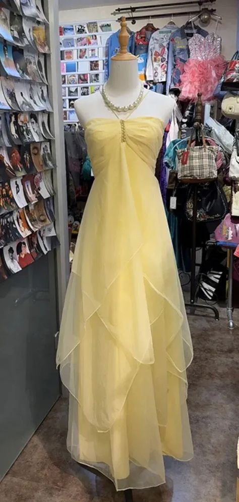 Fairytale Yellow Chiffon Cocktail Dress Halter Neck Sleeveless Party Dress ED02154