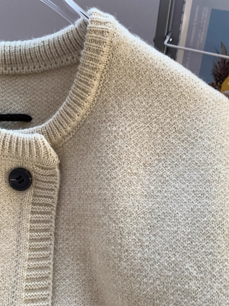 Zweireihiger Strickwestenpullover ED0216