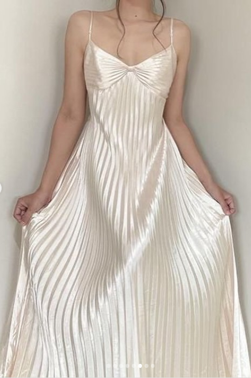 Light Champagne Spaghetti Straps Guest Dresses Sheath Pleated Chiffon Fashion Prom Dress with Backless ED02223