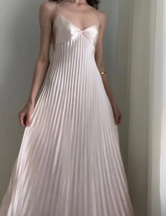 Light Champagne Spaghetti Straps Sheath Pleated Chiffon Fashion Prom Dress with Backless