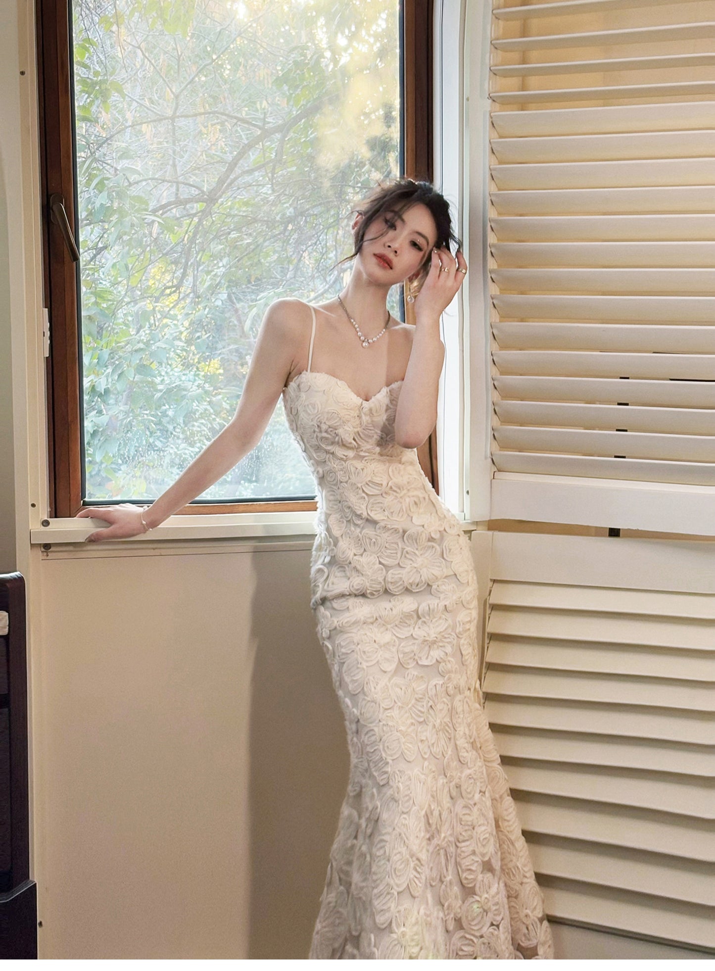 White Elegant 3D Flower Embroidery Spaghetti Straps Mermaid Birthday Party Dress ED02255