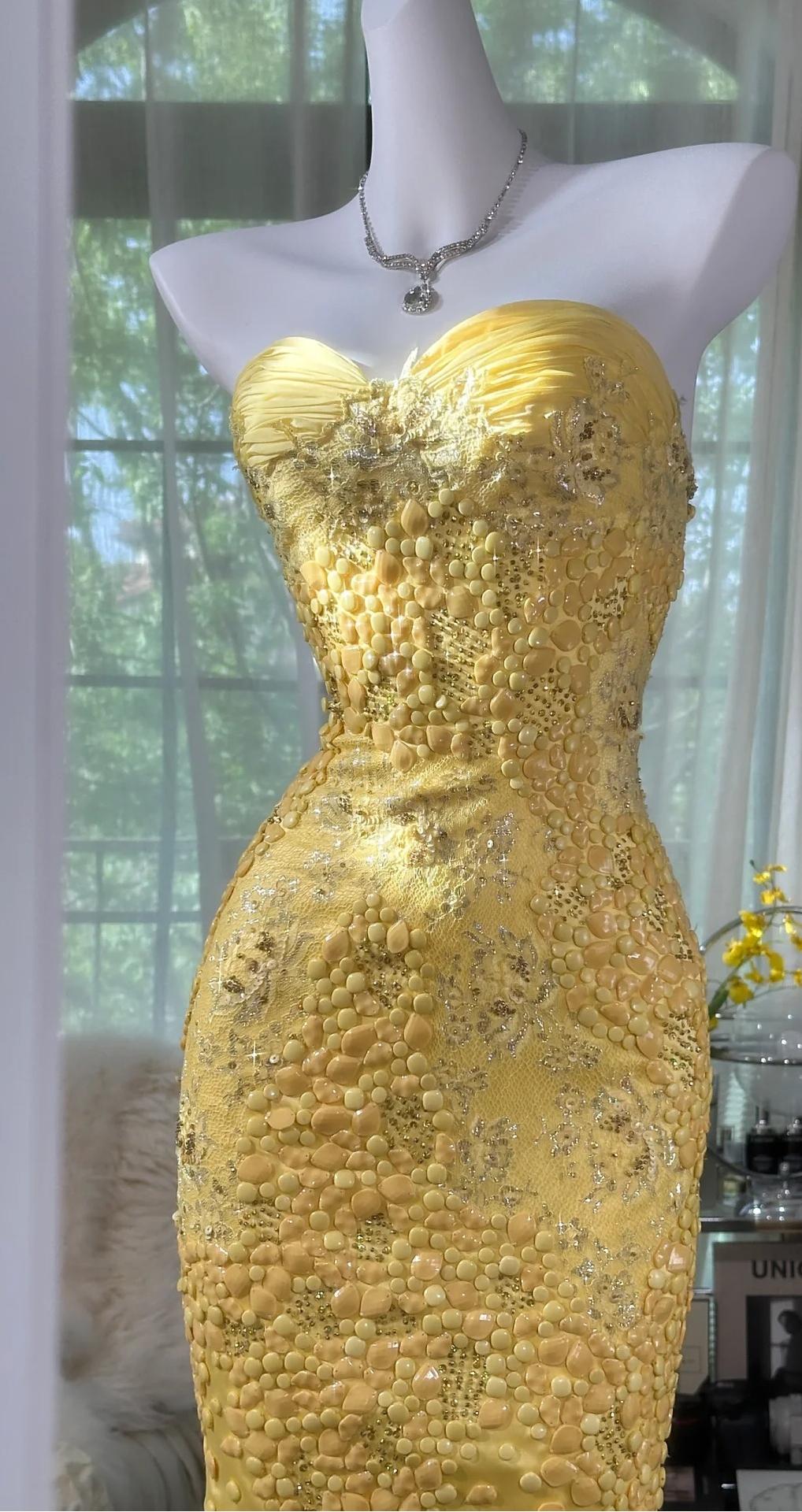 Vintage Butter Yellow Sweetheart Bodycon Evening Gonws Satin Beaded Short Prom Dresses for Party ED02273