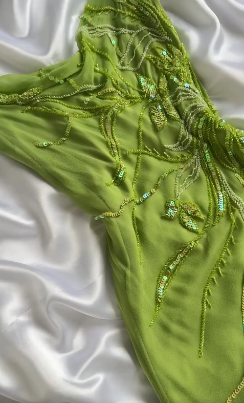 Fairytale Bud Green Sheath Short Prom Dresses Chiffon Beaded Backless Party Dress